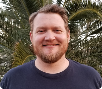 Writer of ABC’s Aquarium Maintenance Program and Professional Aquarist, Ethan Mizer